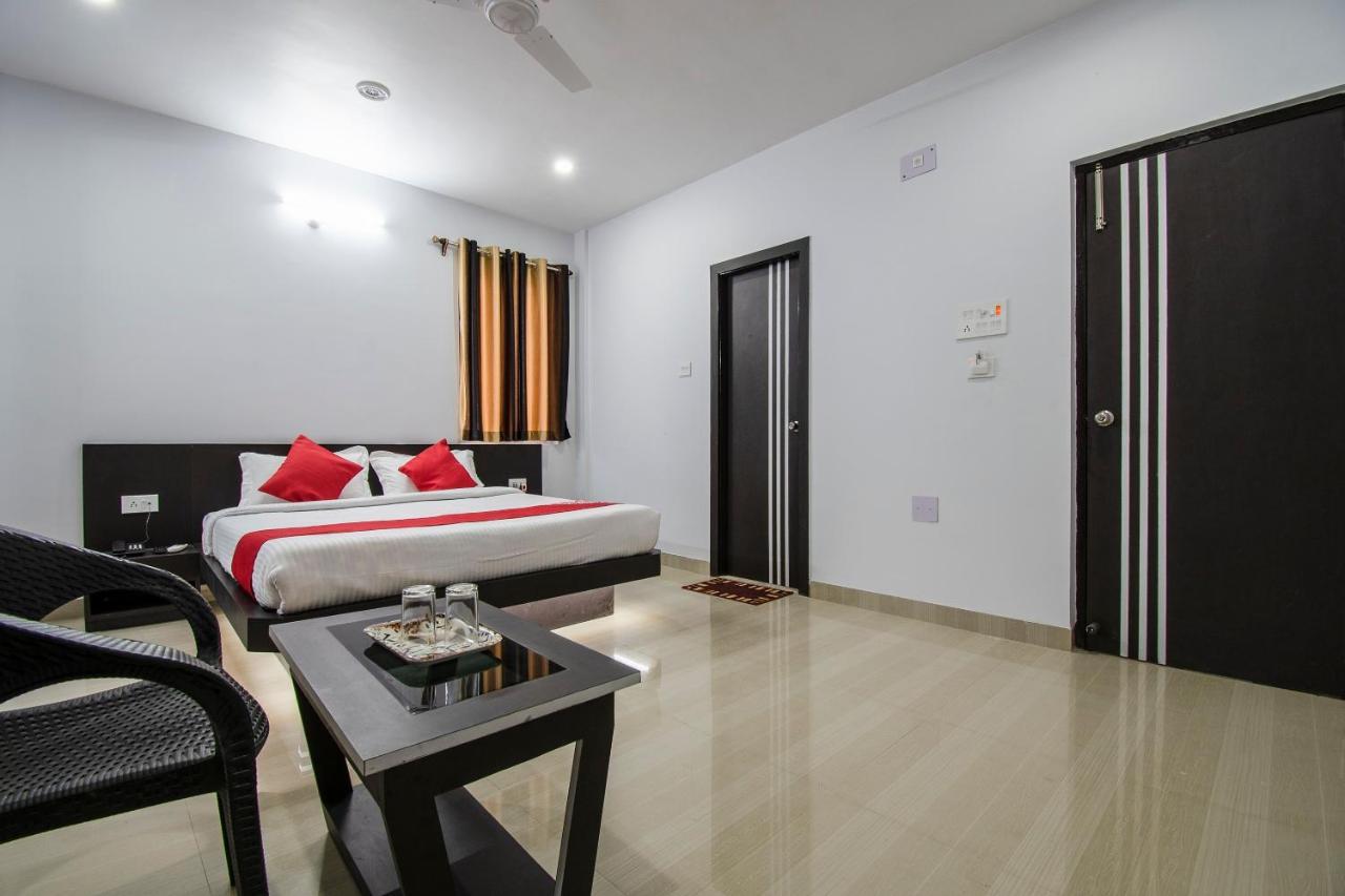 פאטנה Oyo 26974 Hotel S G International מראה חיצוני תמונה