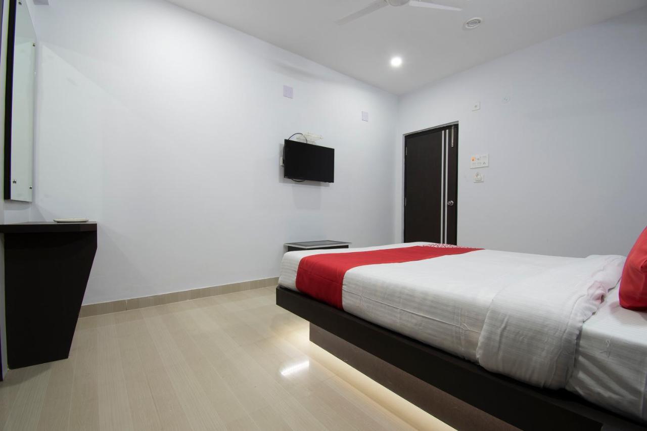 פאטנה Oyo 26974 Hotel S G International מראה חיצוני תמונה