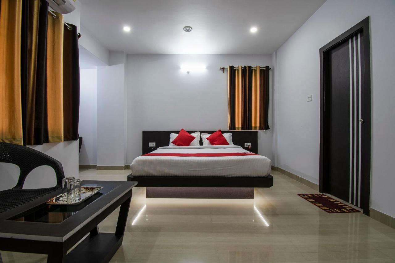 פאטנה Oyo 26974 Hotel S G International מראה חיצוני תמונה